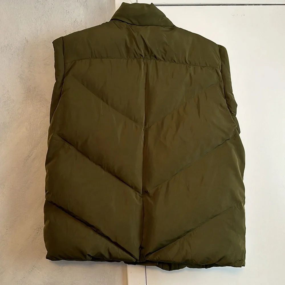Blank NYC olive green quilted vest size small - Picture 2 of 7